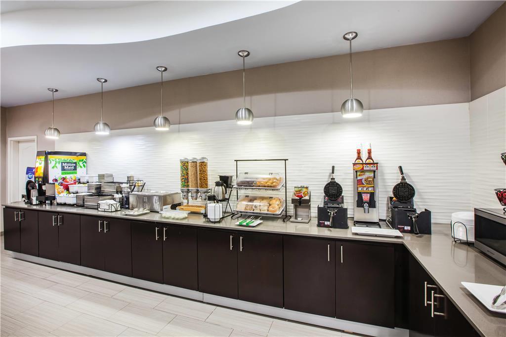 La Quinta By Wyndham Baton Rouge Denham Springs Hotel Facilities photo
